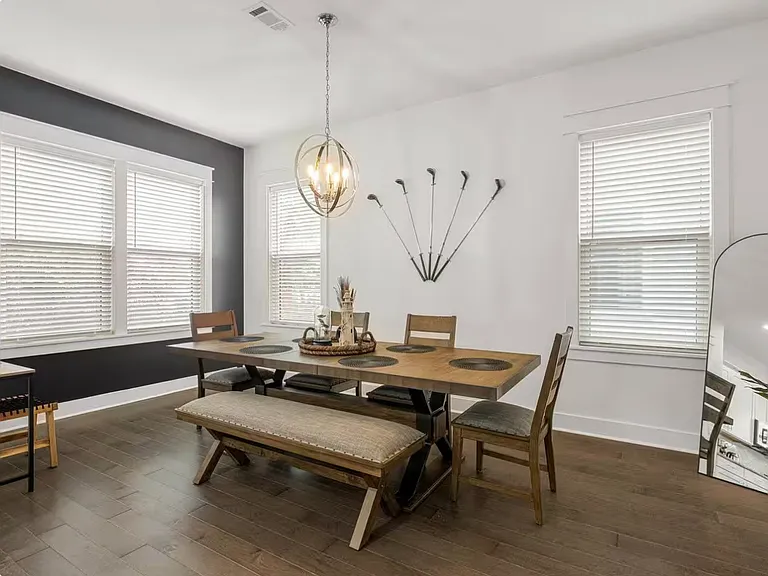 2707 Lagoon Manor Dr — Photo 4