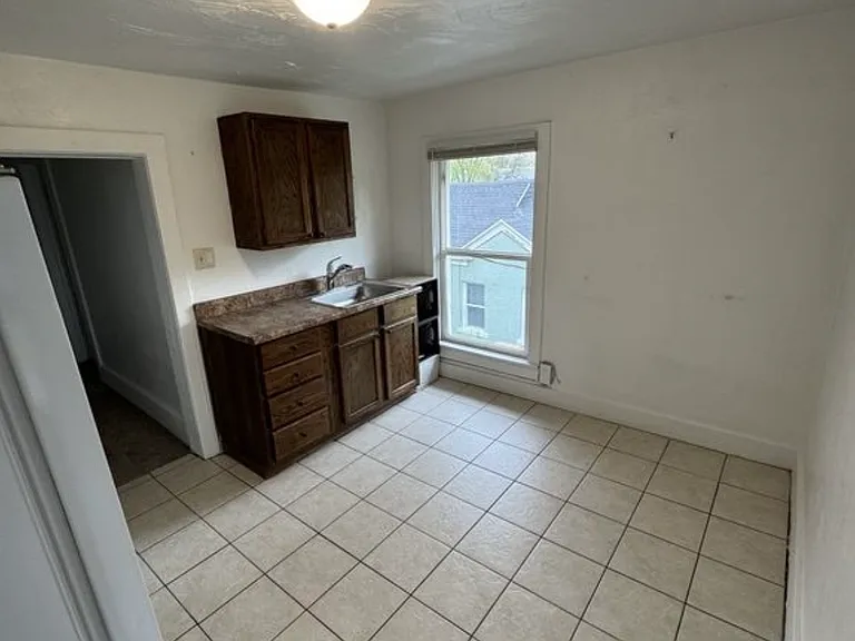 735 W 400 N #1 — Photo 8