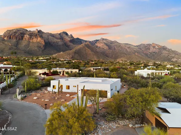 7124 N Chimney Rock Pl, Tucson, AZ 85718