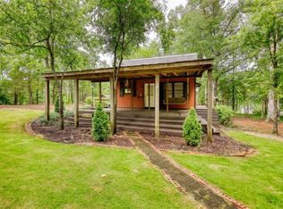 80 Lakeshore Dr, Jackson, GA 30233