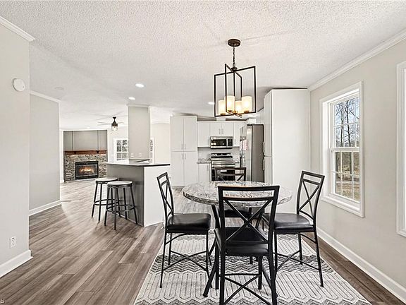 4th image of 708 Hicks Farm Rd