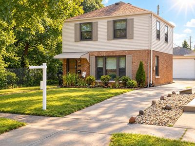 1616 E Eden PLACE, Milwaukee, WI, 53235