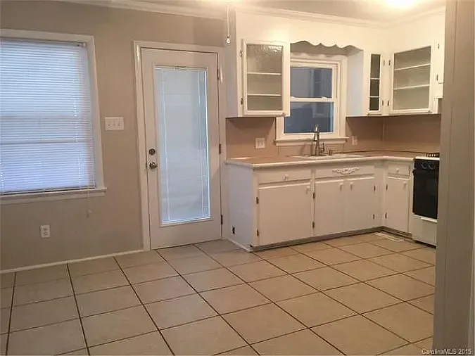 516 Kerr St — Photo 5