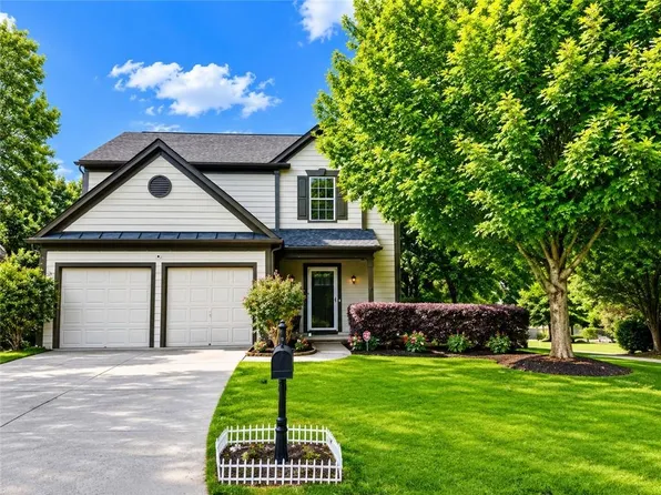660 Alstonefield Dr, Milton, GA 30004