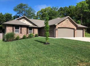 119 North Glengary Drive, Nixa, MO 65714