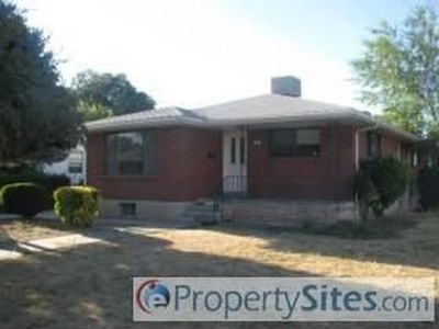 425 W Alta View Dr, Midvale, UT, 84047