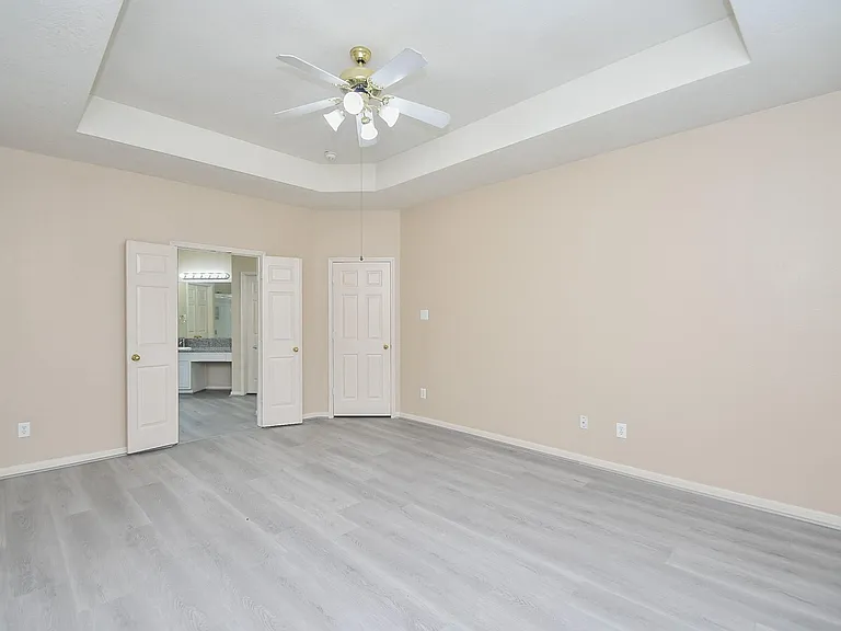 15114 Snow Hill Ct — Photo 14