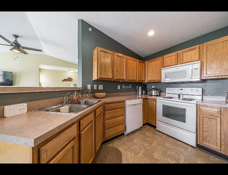 826 Flint Rdg — Photo 4