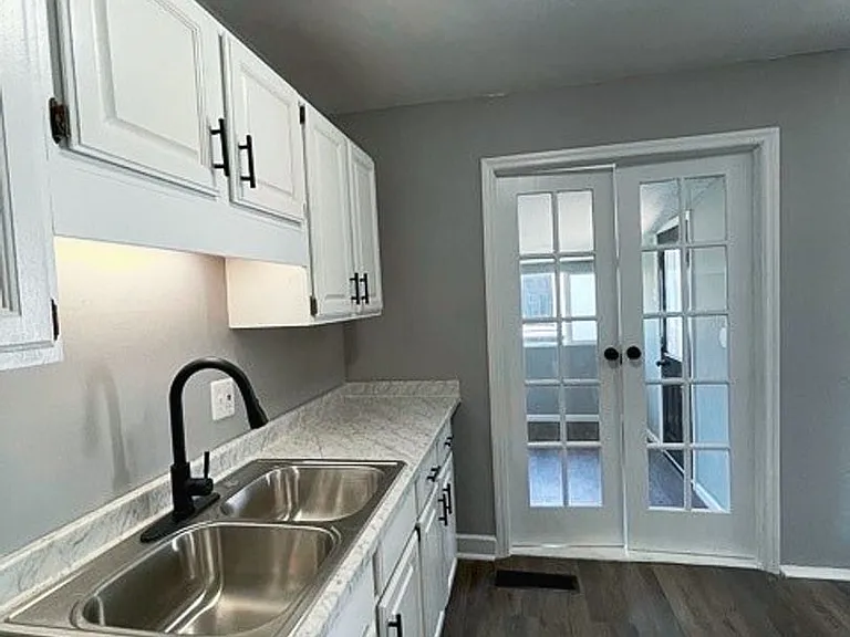 4117 Ural Ave — Photo 5