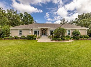 354 Oak Grove Island Dr, Brunswick, GA 31523
