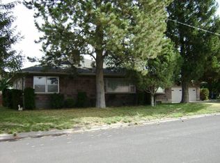 400 S Spruce Ave, Warden, WA 98857