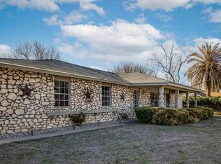 317 Meandering Way, Del Rio, TX 78840