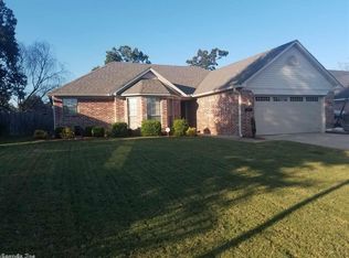 4520 Oregon Trl, Conway, AR 72034
