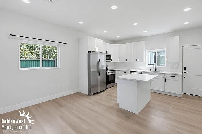 1 bed, 1.0 bath, 750 sqft, $2,995 — Photo 3