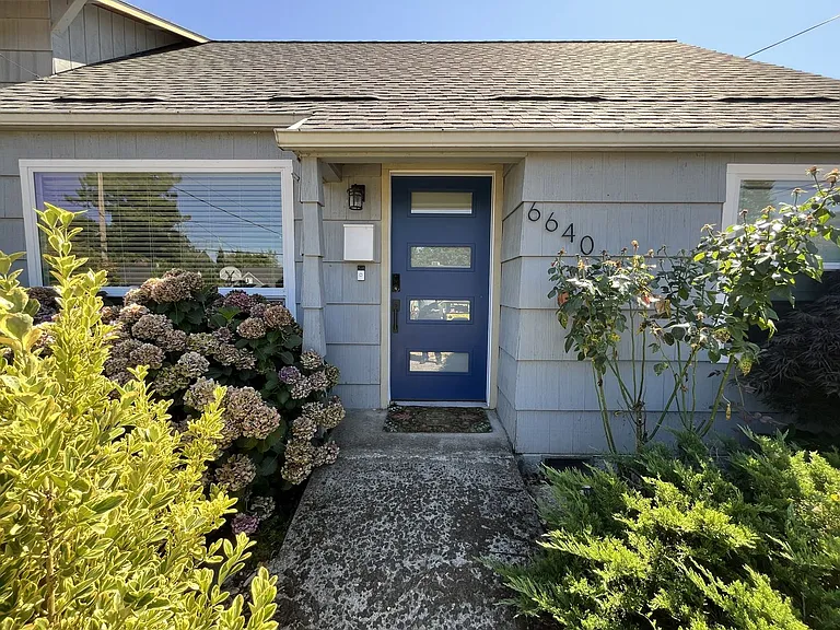 6640 NE Roselawn St — Photo 5