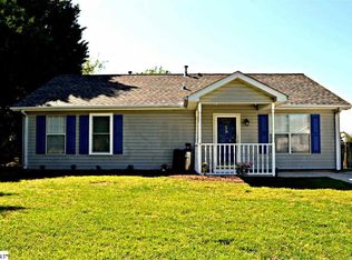 306 Mint Leaf Ct, Fountain Inn, SC 29644