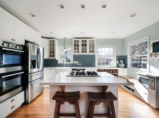 7044 Garfield Ave, Minneapolis, MN 55423