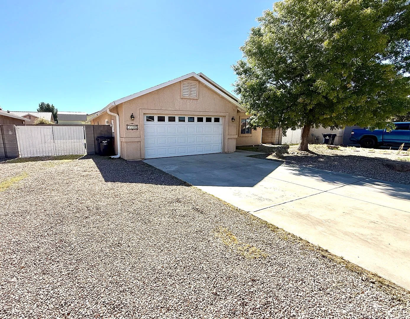 Spacious 3BR/2BA Home with Private Guest Quarters, RV Hookups & Workshop Garage! — Photo 2