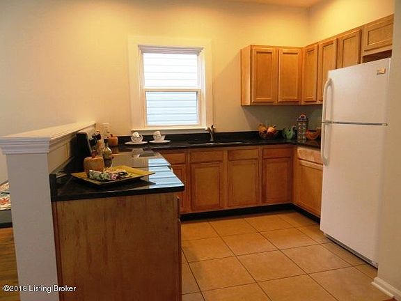 5th image of 1207 S Preston St