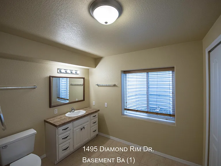 1495 Diamond Rim Dr — Photo 31