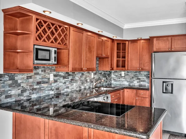 833 NE 18th Ct APT 3, Fort Lauderdale, FL 33305