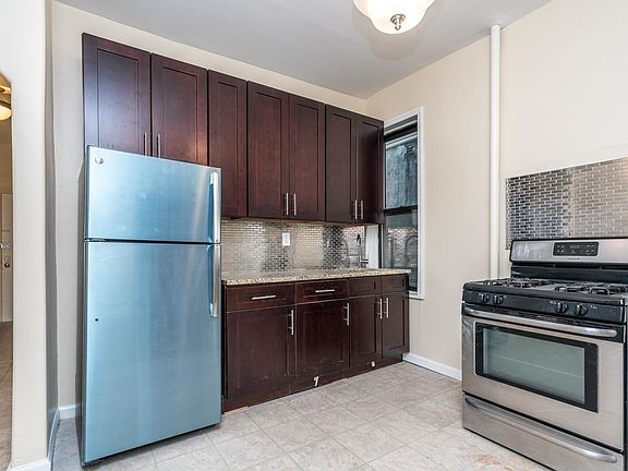 3rd image of 107 Van Buren St APT 1A