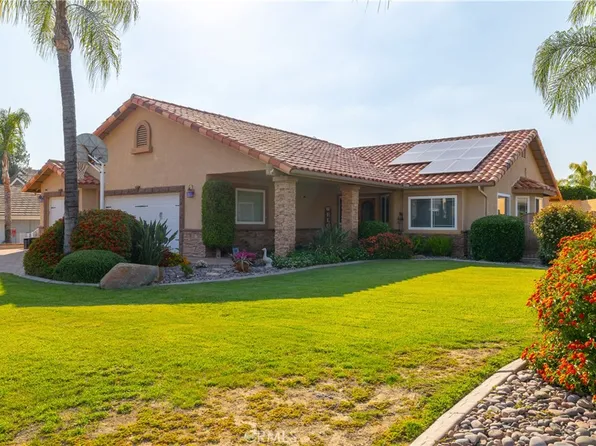 30895 Emperor Dr, Canyon Lake, CA 92587