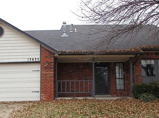 13625 S Oak Pl, Glenpool, OK 74033