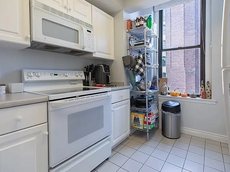 6 E Charlesgate St #404B — Photo 6