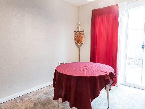 5th image of 2522 N Haven St #2524 & 2526
