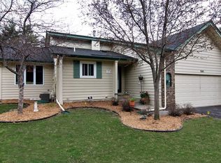 1580 Ashbury Ct, Eagan, MN 55122