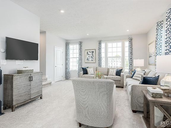 5th image of 1201 English Ln