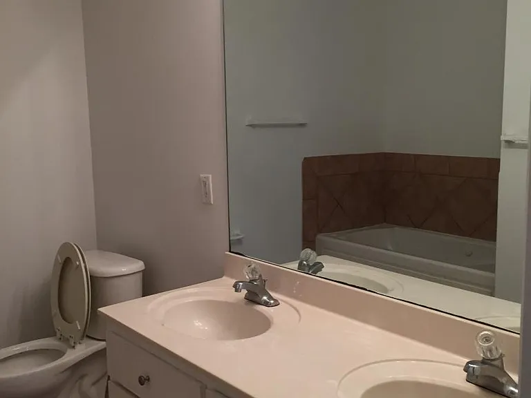 323 Windridge Dr — Photo 15