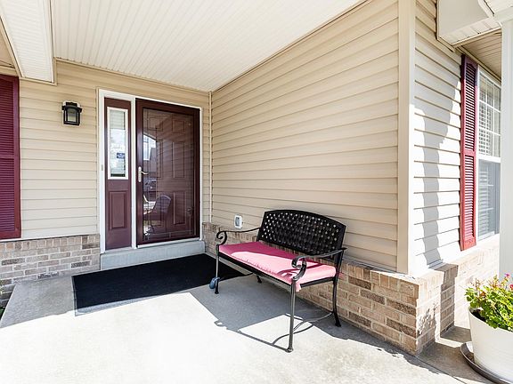 5th image of 6761 Oxford Ln