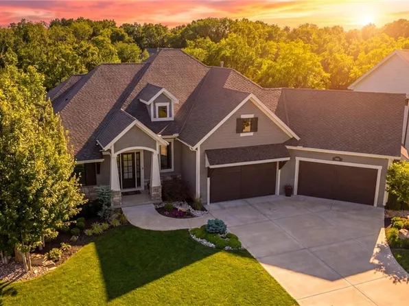 21303 W 94th Ter, Lenexa, KS 66220