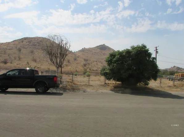 4117 Fiddleneck St, Lake Isabella, CA 93240