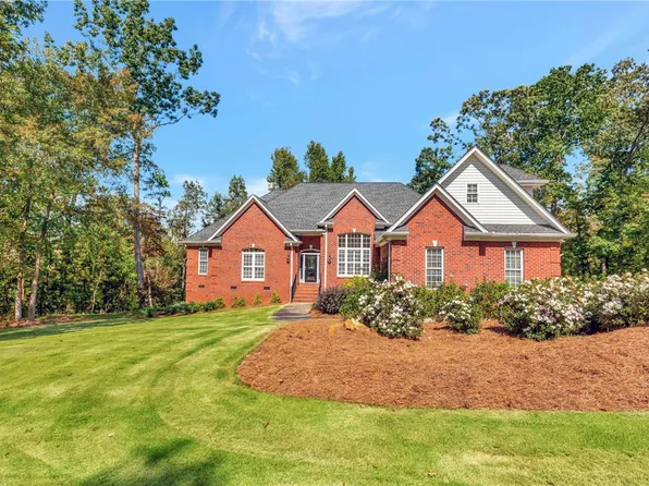 404 Woodduck Dr, Seneca, SC 29678