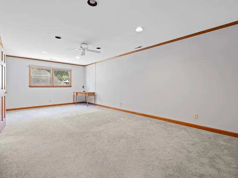 3010 Eaker Dr — Photo 26