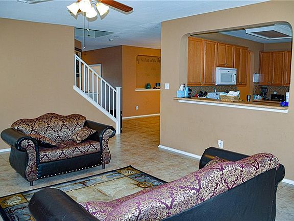 4th image of 511 Paseo Grand Dr