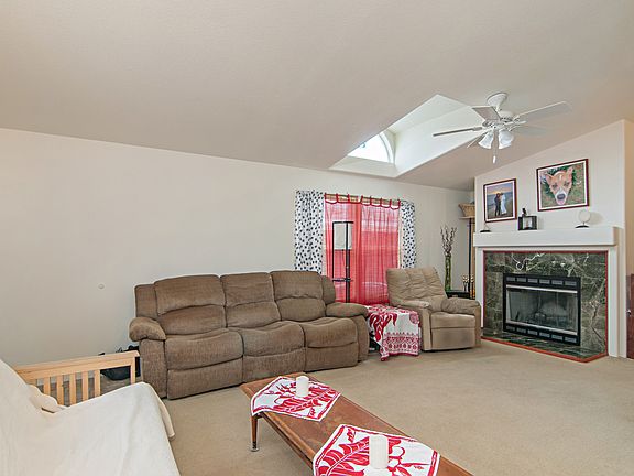2nd image of 12827 Estrella Vista St