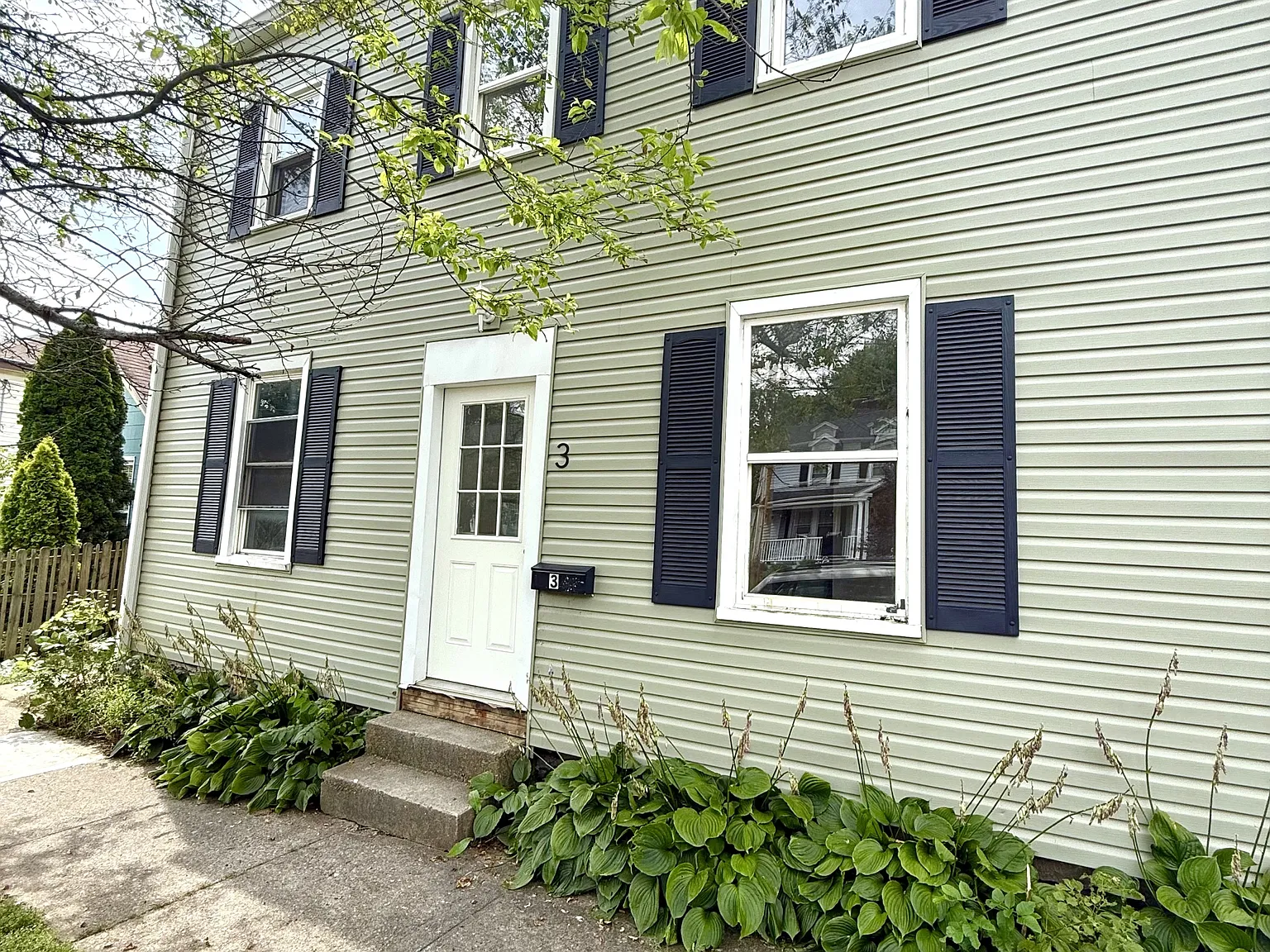 445 East Silver Street - 3 — Photo 1