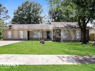 4299 Crescent Park Dr, Memphis, TN 38141