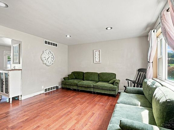 5th image of 8930 Eldora Dr