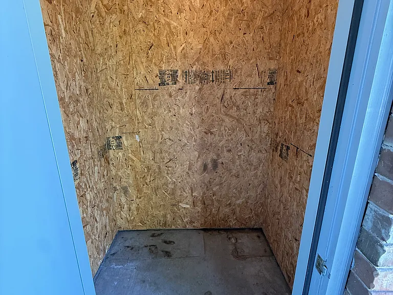 2618 W C St — Photo 25