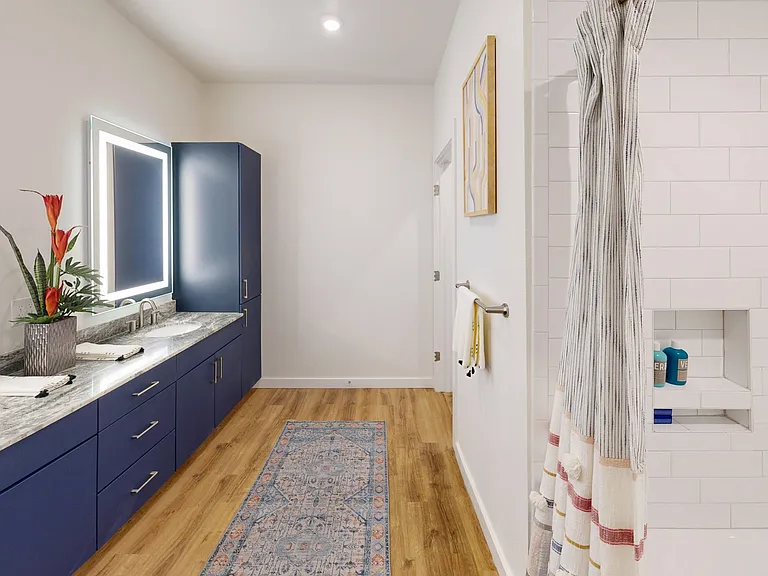 Modern Master Bathroom