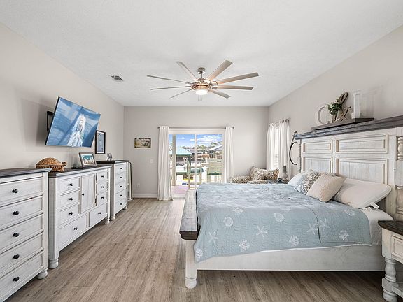 5th image of 7018 S Lagoon Dr