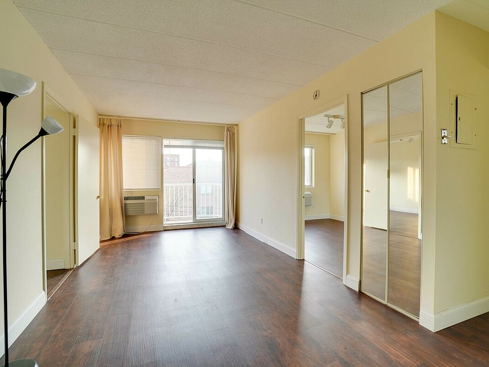 1st image of 7601 113th St APT 4