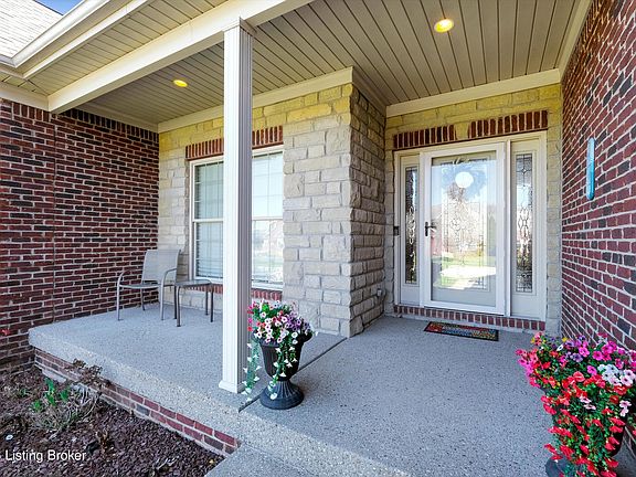 3rd image of 13410 Kristen Leigh Ct