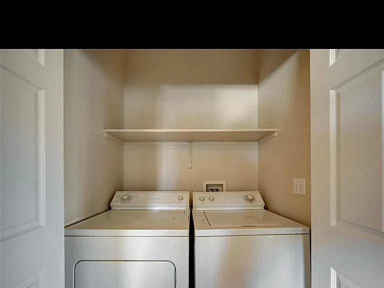 7450 S Eastern Ave #2020 — Photo 7