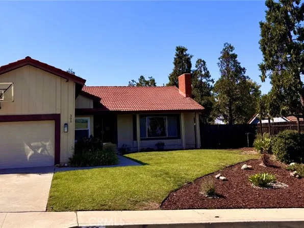 305 Mesa Ave, Thousand Oaks, CA 91320